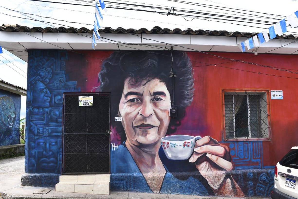 Dulce Nombre Copán cuenta con un hostal y dos hoteles.