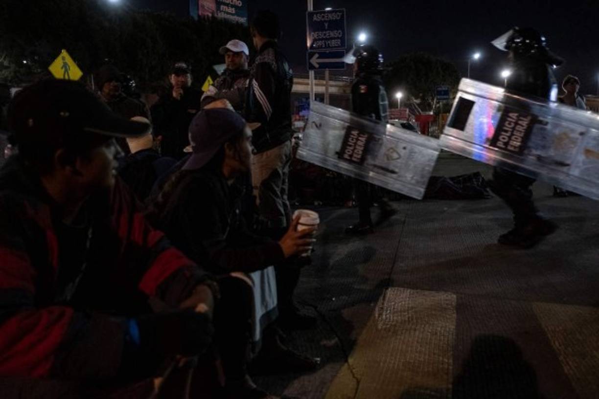 Por ello, el alcalde anunció que pedirá asistencia humanitaria al gobierno federal mexicano y a entidades internacionales como las Naciones Unidas y a la convención americana de derechos humanos.