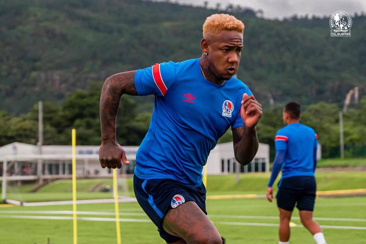 Romell Quioto habló hace unos días que nunca descartaría un posible regreso al Olimpia, donde estuvo entrenando previo a los juegos de Honduras ante México. También habló de una posibilidad en el fútbol de Europa, precisamente en Turquía.