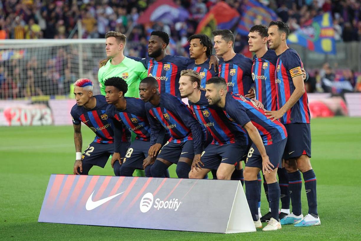 Este fue el 11 titular que mandó al campo Xavi Hernández para el partido ante la Real Sociedad.