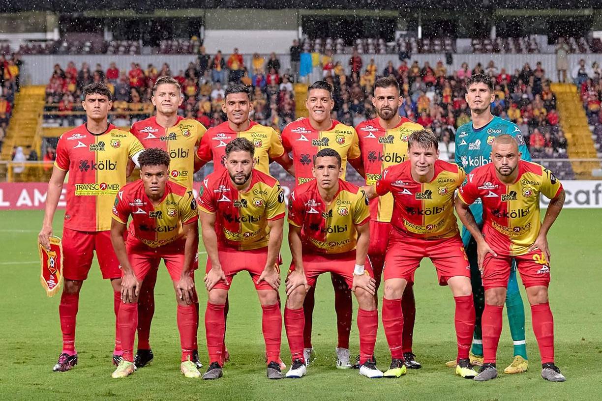 4. El Herediano de Costa Rica se encuentra en el cuarto puesto del ranking de los 10 mejores clubes de Centroamérica de la Concacaf.