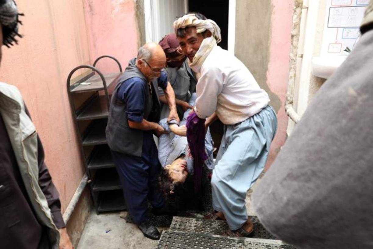 El atentado dejó al menos veinticuatro muertos y 67 heridos, una parte de los cuales se encuentran en 'estado critico', señaló la oficina del gobernador provincial en un comunicado.