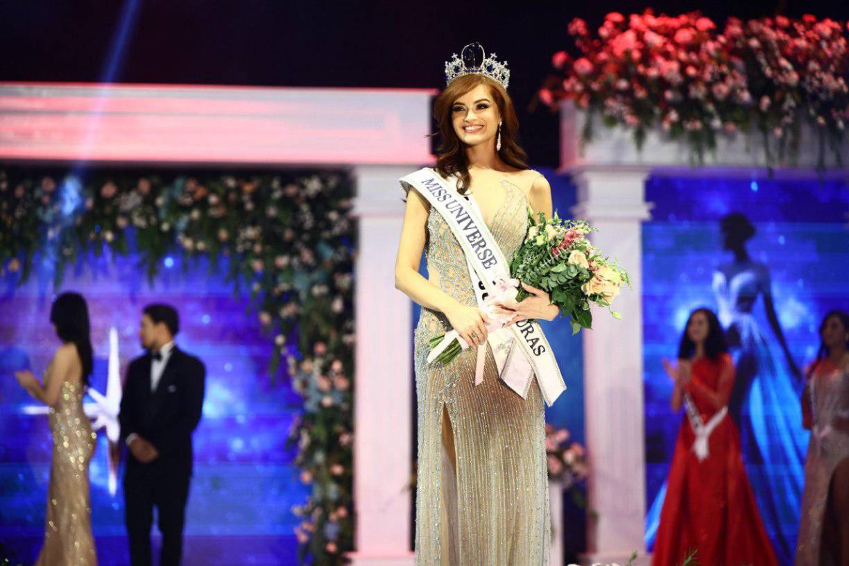 De cabello rojo, piel de porcelana y figura delgada, así es Stephanie Cam, la Miss Honduras Universo 2024.