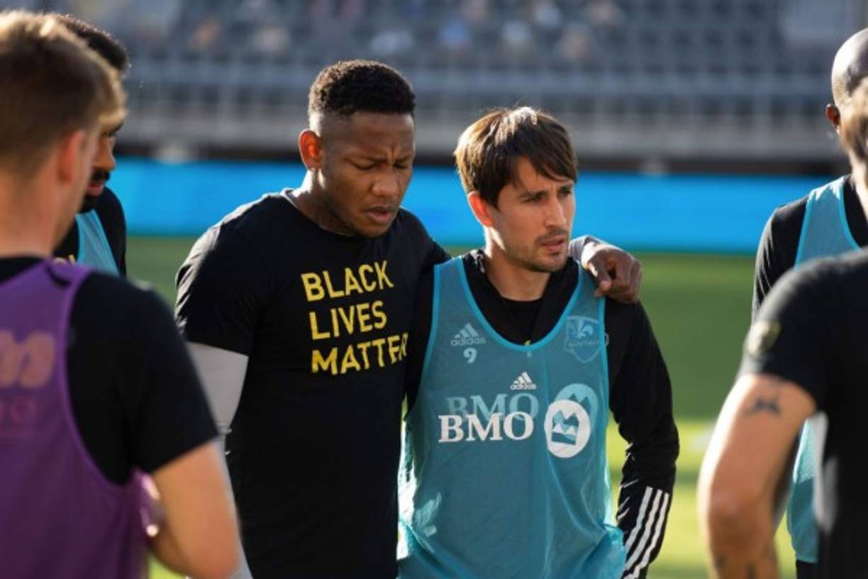 Romell Quioto junto al español Bojan Krkić en el calentamiento del Impact Montreal.