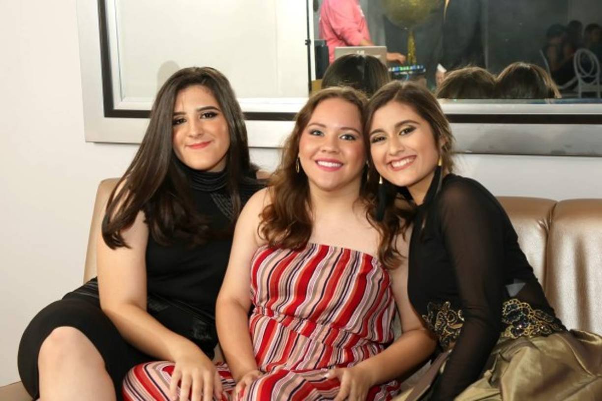Goldie Marie Sánchez, Camila Sánchez y Valeria Ortiz.