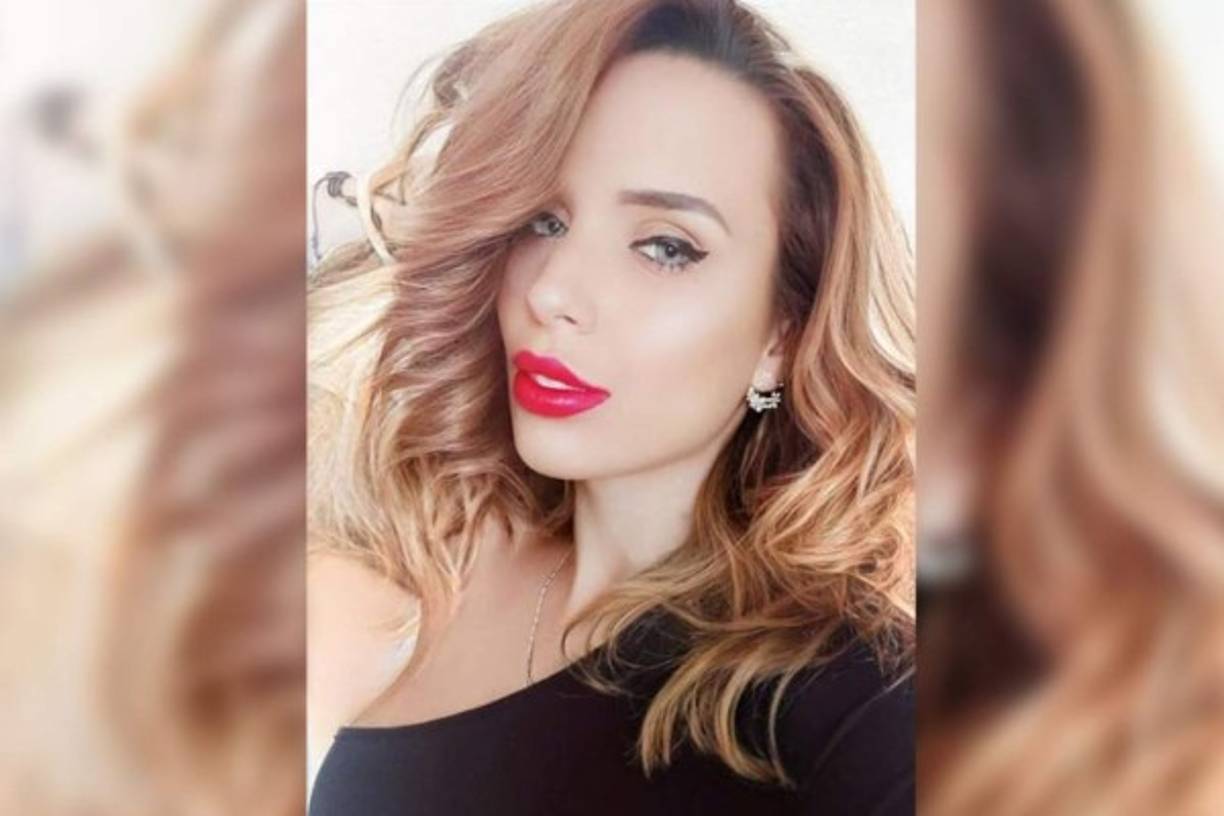 María Gabriela fue asesinada frente a sus compañeros de trabajo: “Dios te tenga en su santa gloria, Gaby, muy buena compañera de trabajo, excelente madre y amiga, todavía no lo asimilo”, lamentó una de sus amigas en redes sociales.