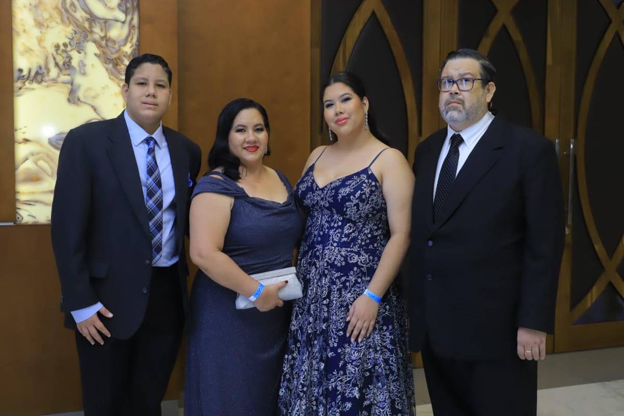 Prom Night de los seniors de la Kiddy Kat &amp; Morazzanni