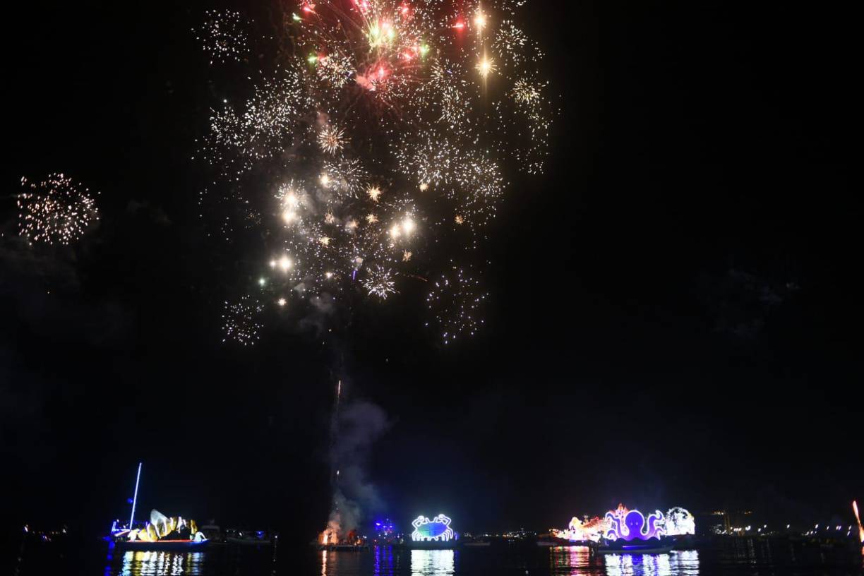 Puerto Cortés vibró con góndolas y show de luces