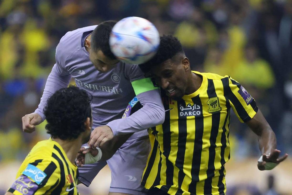 De acuerdo con datos compartidos por Sofa Score, Cristiano Ronaldo únicamente registró un tiro a puerta durante los 90 minutos que estuvo dentro del terreno de juego.