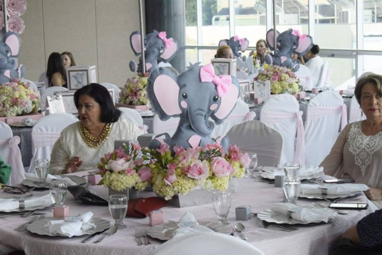 Las invitadas compartieron de un ambiente agradable.