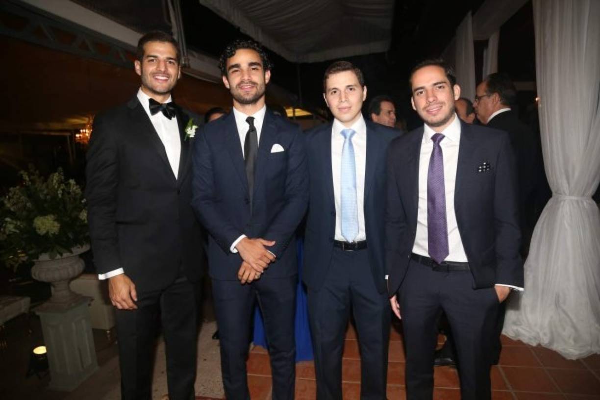 Óscar Vásquez, Andrés Galeano, Francisco Valenzuela y Fernando Hasbun.