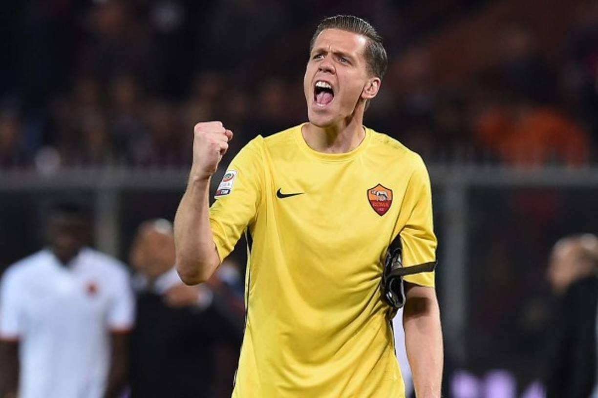 Según TuttoSport, la Juventus sigue trabajando para hacerse con un suplente de alto nivel para Gianluigi Buffon. Wojciech Szczesny, cedido en esta temporada por el Arsenal a la Roma, sería una de las principales opciones del club turinés, que ofrecería al futbolista un salario de cuatro millones de euros por curso.