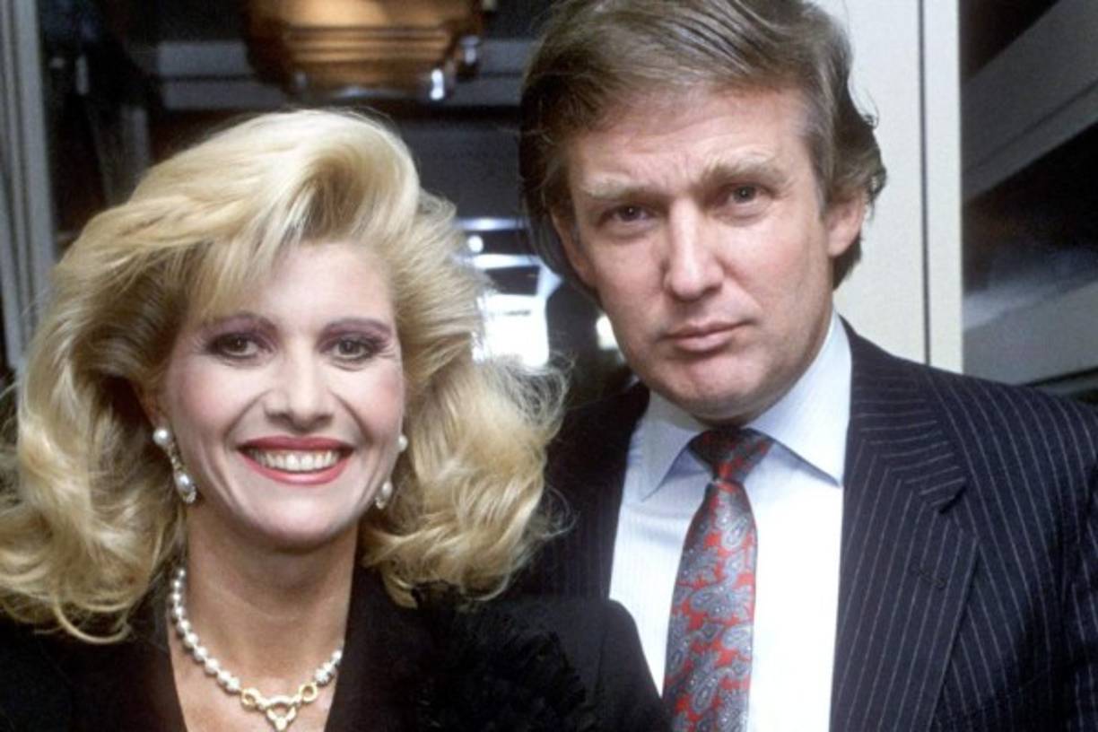 El incidente tuvo lugar una noche de 1989, cuando en medio de una discusión Trump le arrancó la ropa y la violó, según informaron medios estadounidenses recopilando el testimonio que Ivana dio al periodista Harry Hurt III y que éste publicó en el libro 'Lost Tycoon: The Many Lives by Donald J. Trump'.