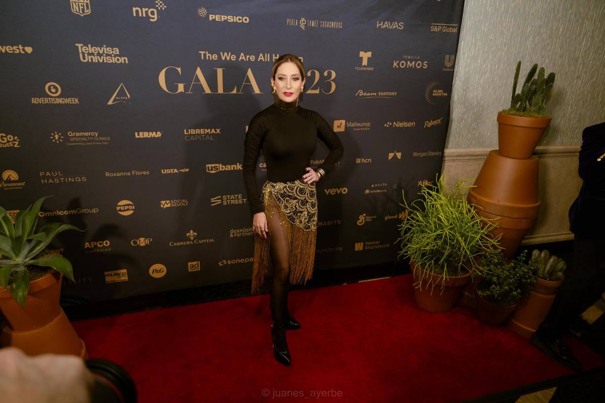 Entre los distinguidos invitados figuraron las siguientes personalidades, como ser la actriz mexicana Geraldine Bazan.