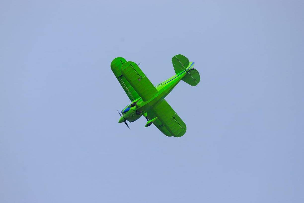 Hondureños disfrutan de los “raitecitos y acrobacias en el Show Aéreo 2024