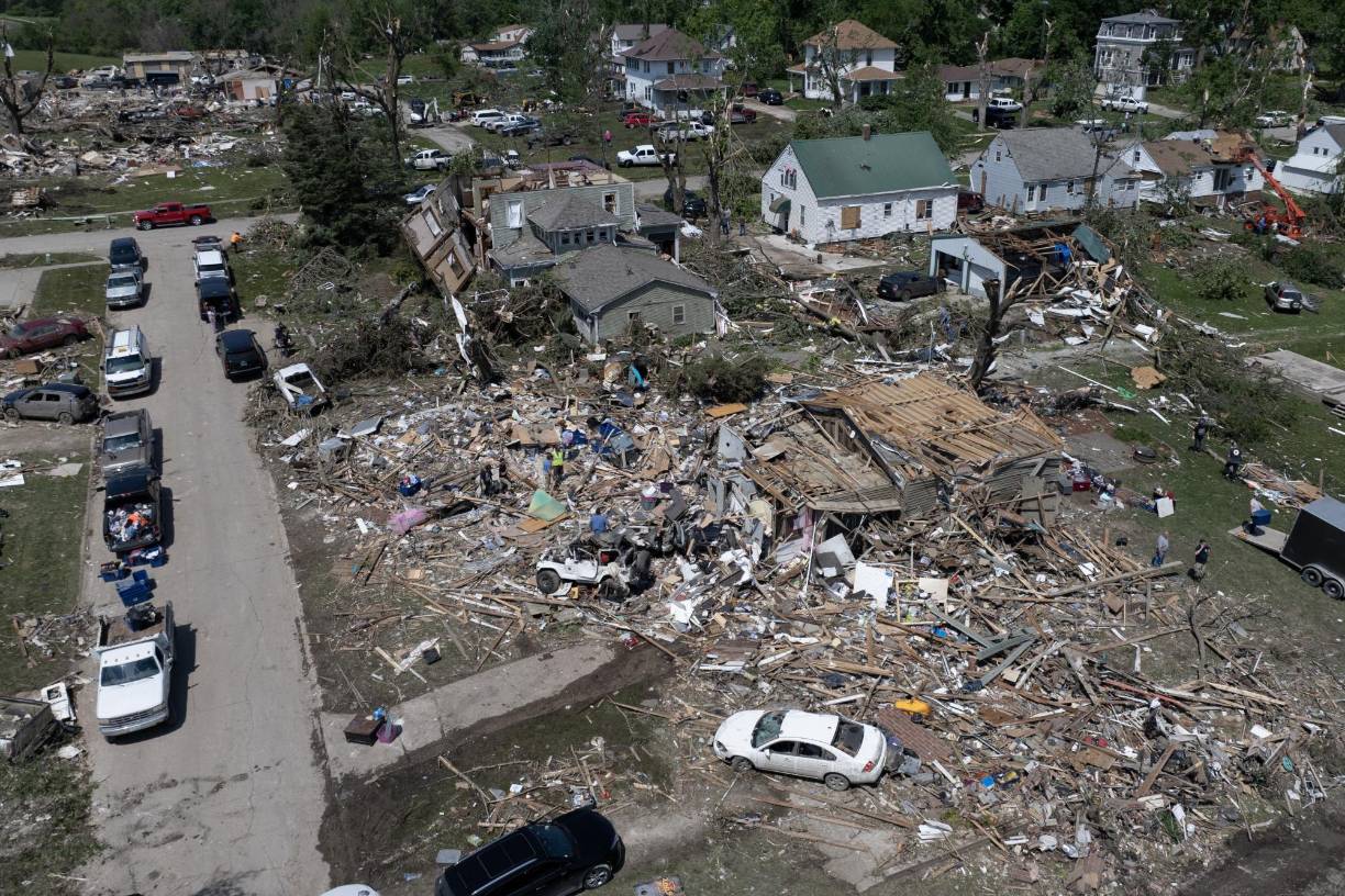 Sin embargo, según los meteorólogos, es muy raro que se produzca una sucesión de grandes tornados.