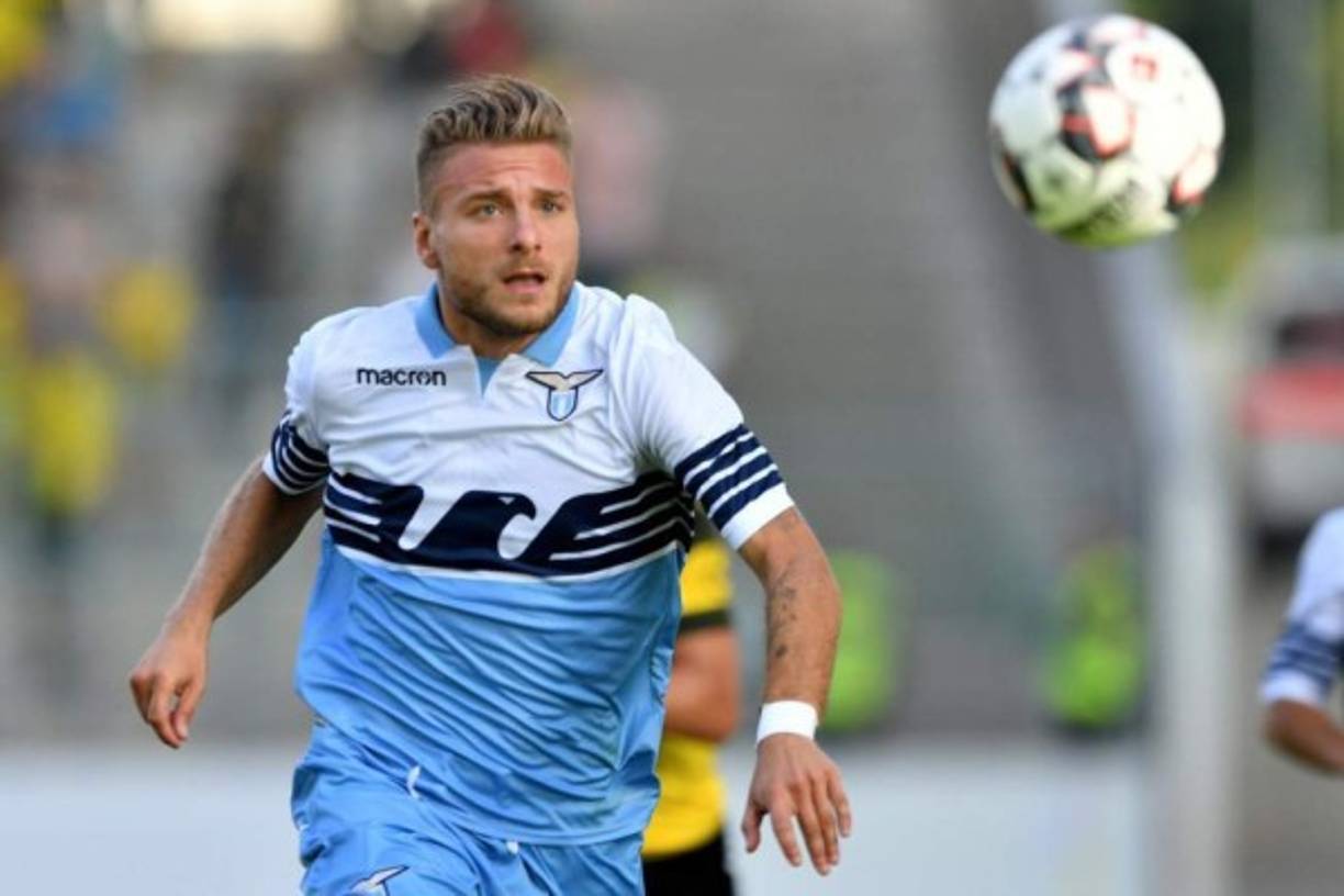Según el Corriere dello Sport, Ciro Immobile, delantero del Lazio, estuvo en la agenda del Nápoles, que se planteó acometer su fichaje unos días atrás, operación que finalmente descartó.