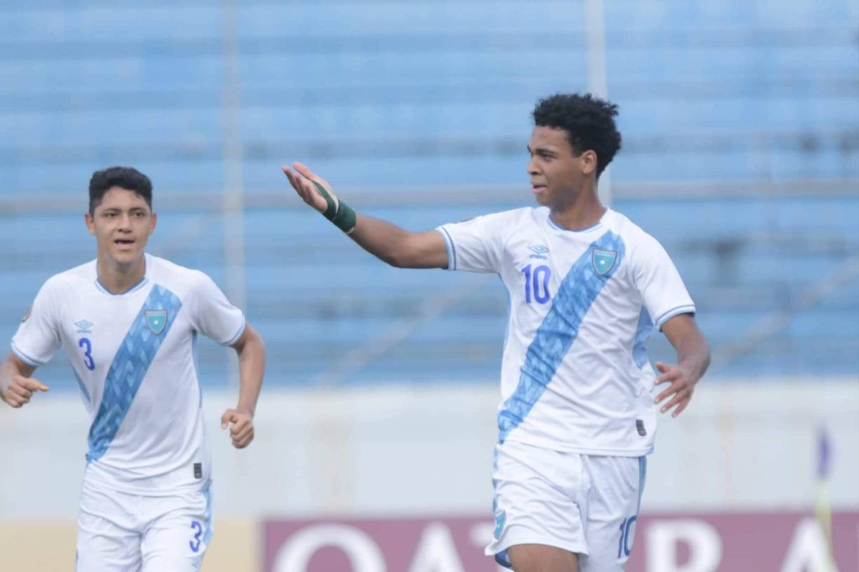 Arquimides Ordoñez: El mediocampista de Guatemala ha sido incluido en el 11 ideal del Premundial Sub-20 de Concacaf.