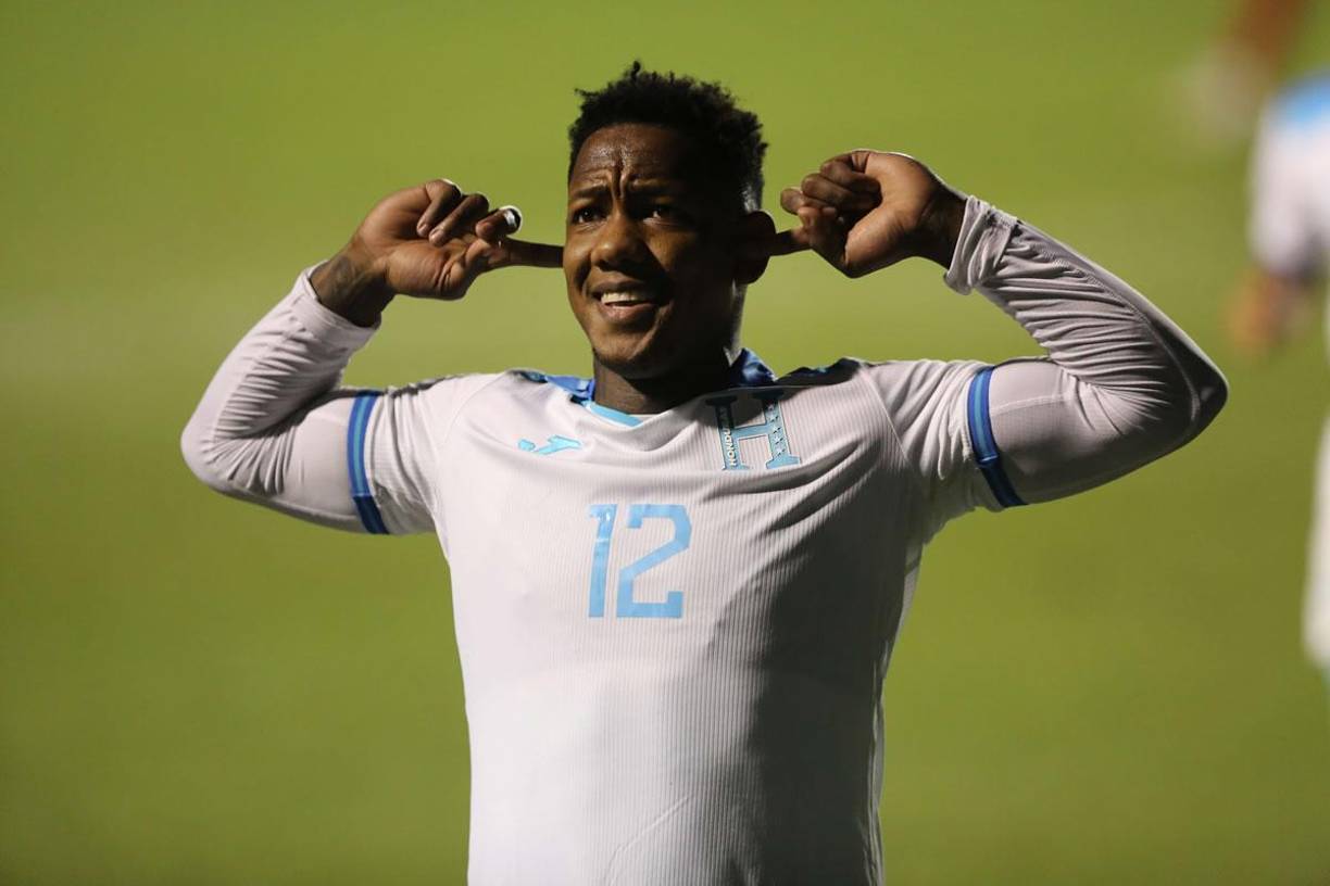 DELANTEROS: Romell Quioto se entrena con el Olimpia para mantenerse a tono pensando en México. Ya no tiene contrato con el CF Montreal de la MLS.