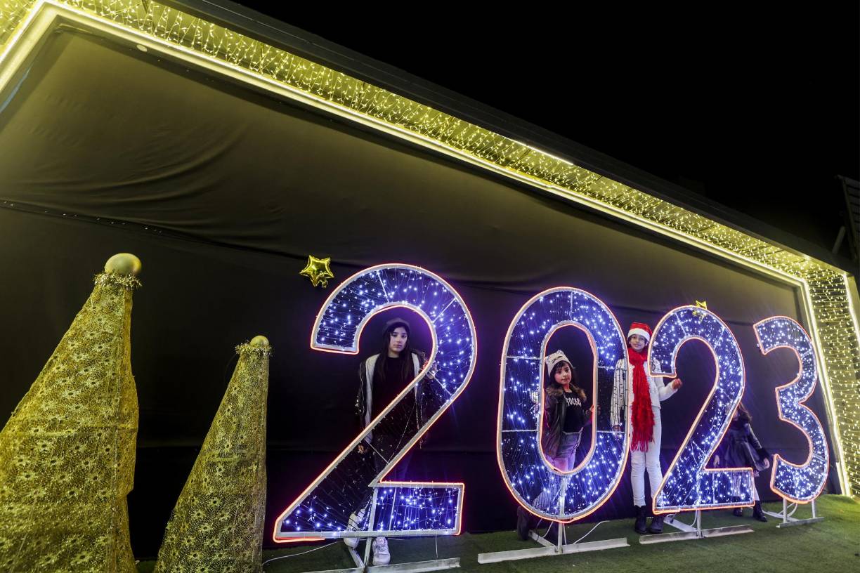 En Oriente Medio también dieron inicio las festividades de Fin de Año.