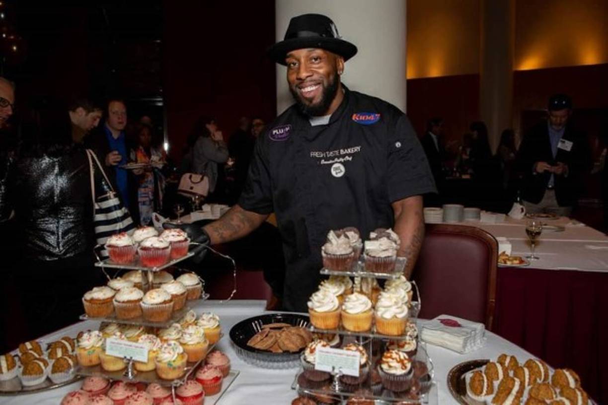 Su negocio no es algo grande aún, pero ya está devolviendo mucho a la comunidad. “Como un agradecimiento por mi éxito, me siento en la obligación de devolverle a la comunidad, así que durante la pandemia regalé mis productos a través de los cinco condados de la ciudad de Nueva York, he visitado hospitales, escuelas, además de prisiones, en las cuales he dado mi testimonio. Ha sido una gran experiencia a través de esta pandemia haber ayudado a familias y profesionales de la primera línea de combate”, puntualizó.
