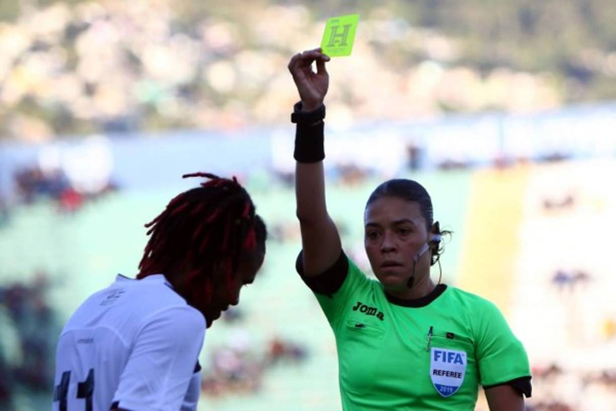 La árbitra hondureña Melissa Borjas Pastrana pitó el partido entre Motagua y Honduras Progreso.<br/>