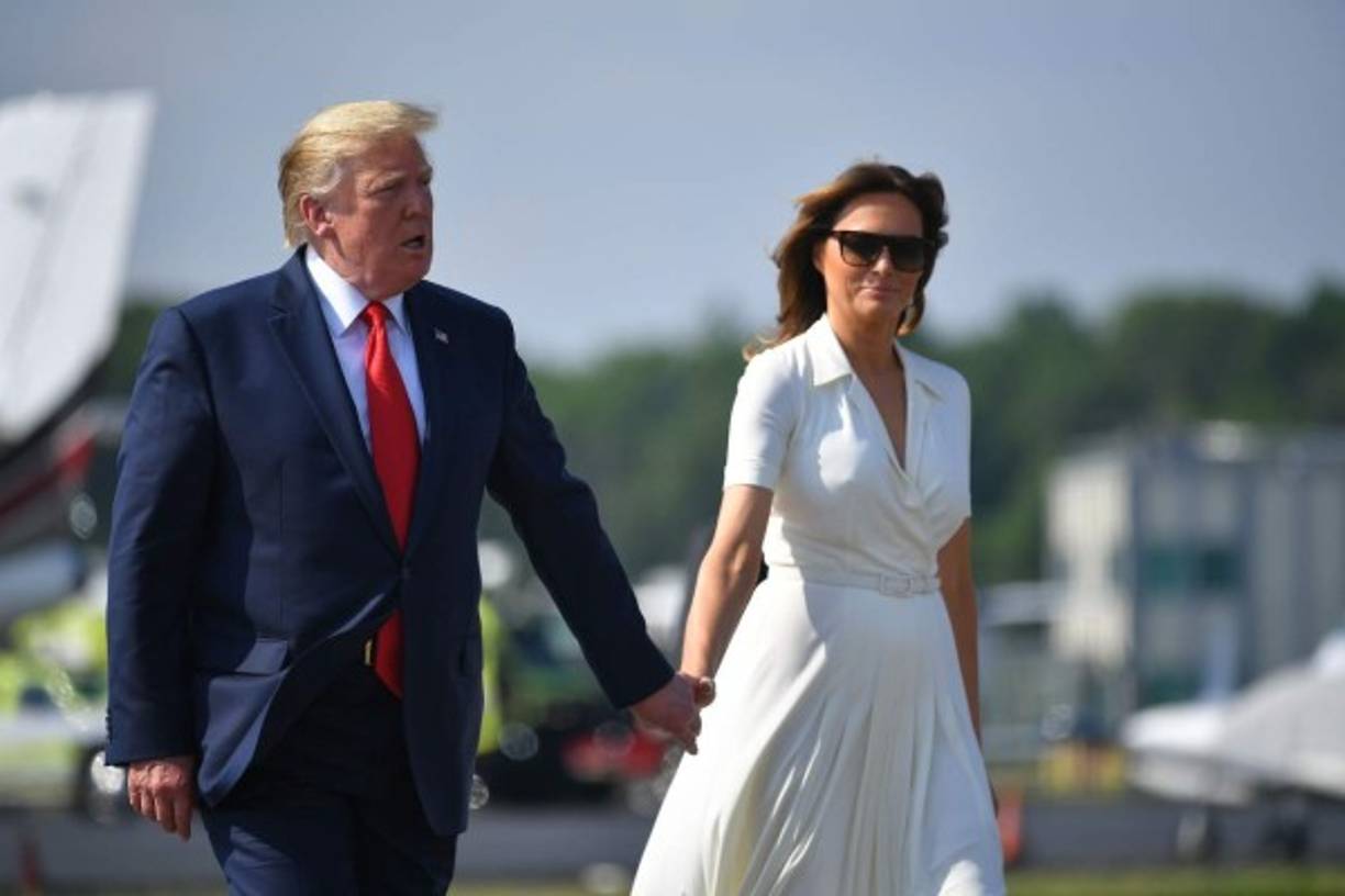 Con su nuevo desafío a sus críticos, la primera dama se suma a una tendencia que busca normalizar los atributos del cuerpo femenino y que va en aumento en redes sociales con el hashtag #freethenipple (libera los pezones).