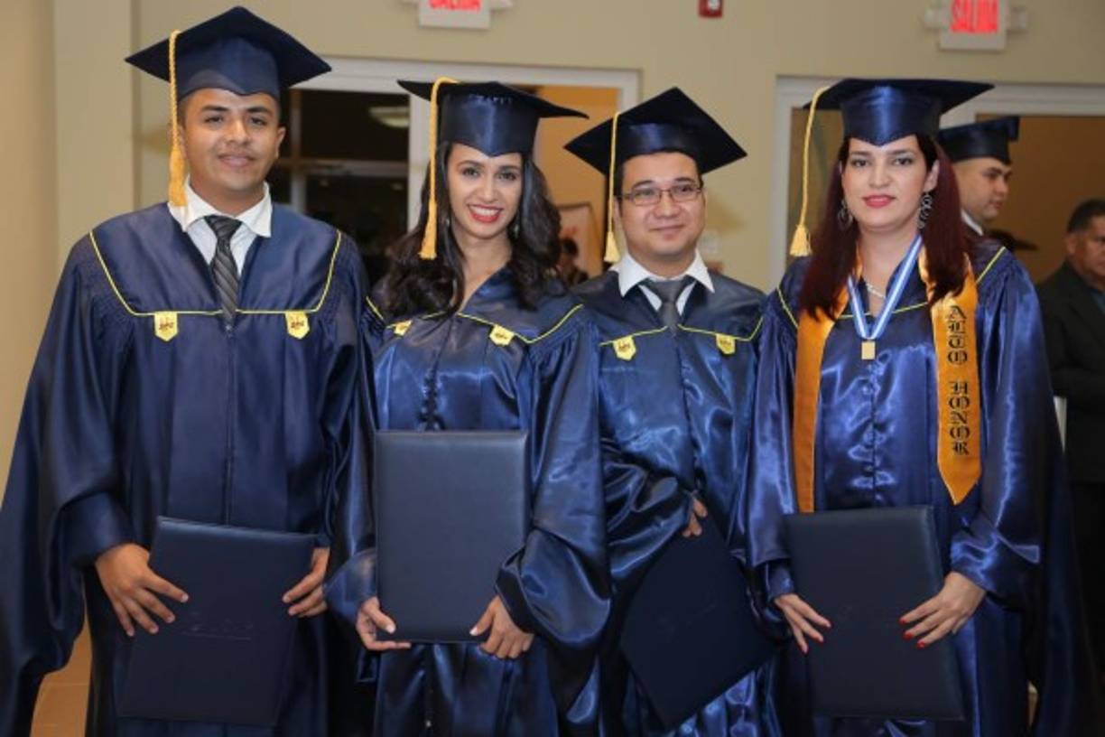 Juan Alvarado, Adonia Euceda, Mario Moreno y Veronica Bahr.