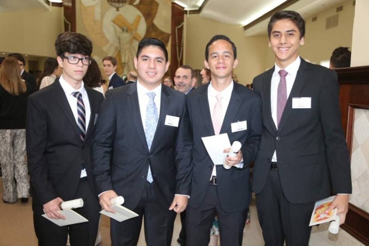 Gabriel Quiñónez, Pablo Puerto, Irving Gamoneda y Juan Valladares.