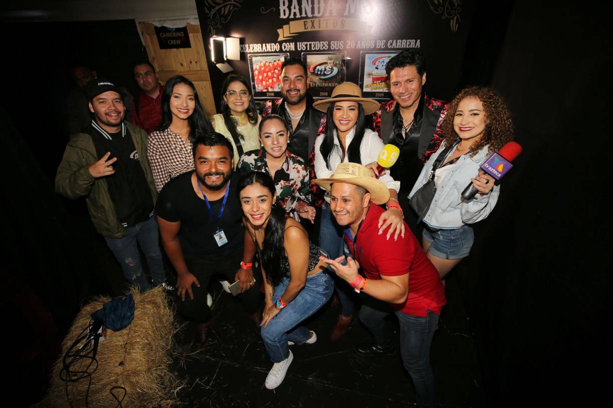 A su vez se adelantó que este próximo 5 de mayo la banda estrenará una colaboración más que inesperada junto al rapero estadounidense Ice Cube.