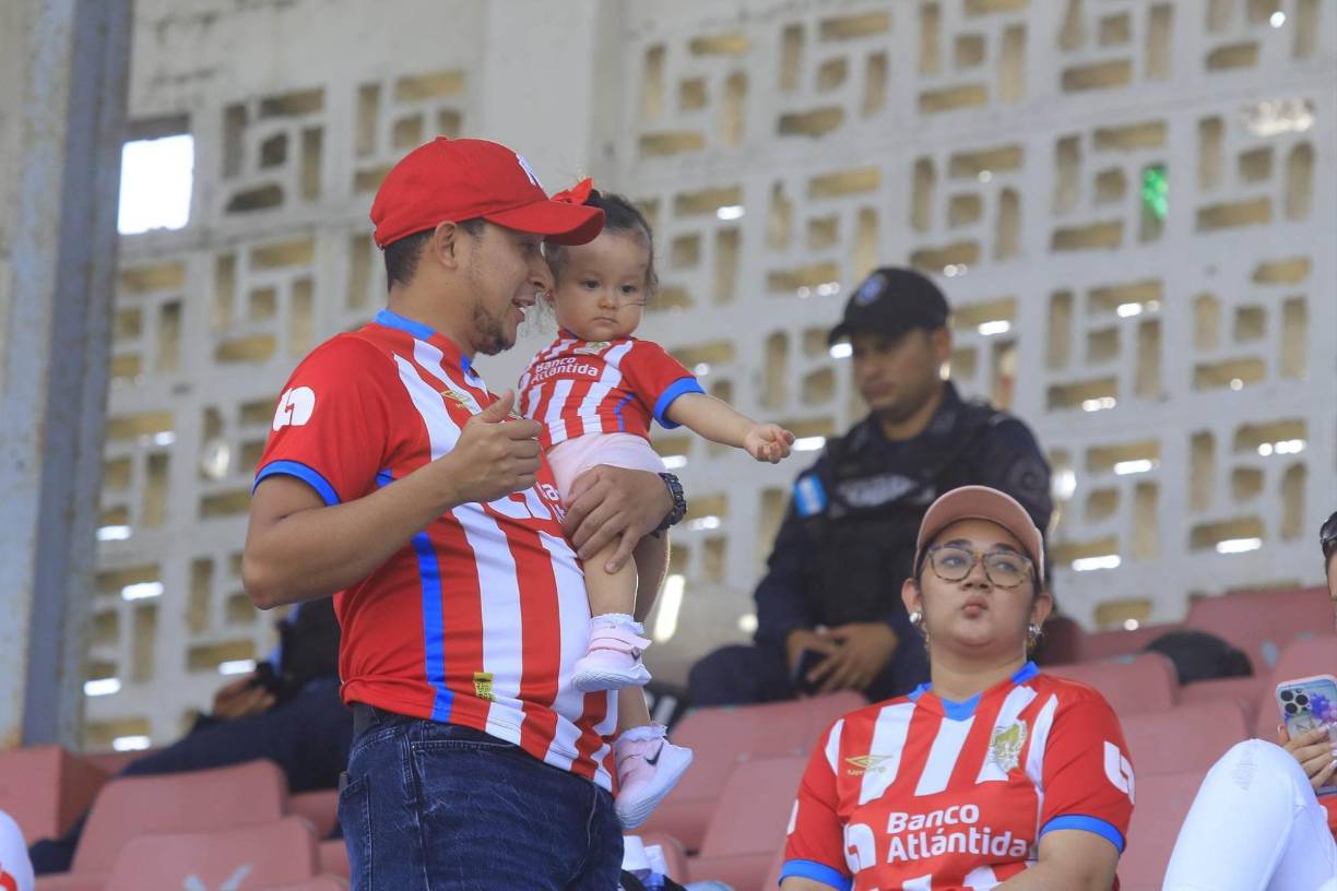 ¡Ambientazo! La Ceiba se luce con la Gran Final Olimpia-Motagua