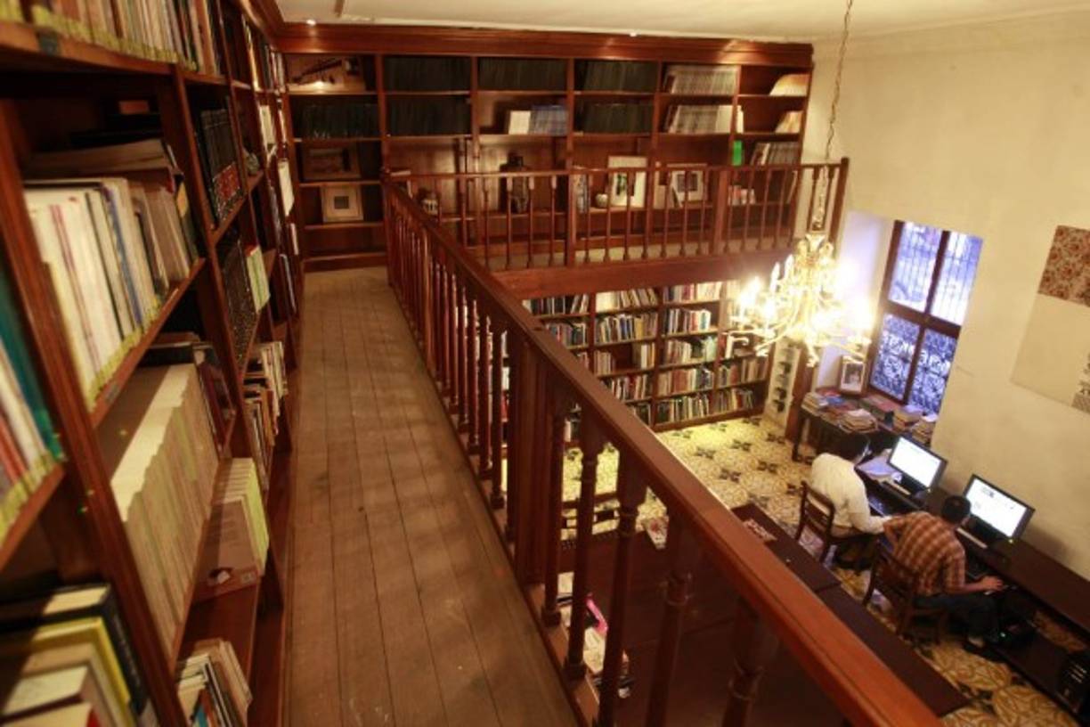 La Biblioteca Reina Sofía fue inaugurada el 13 de agosto de 2008 y era la primera especializada en arte en Honduras.<br/>