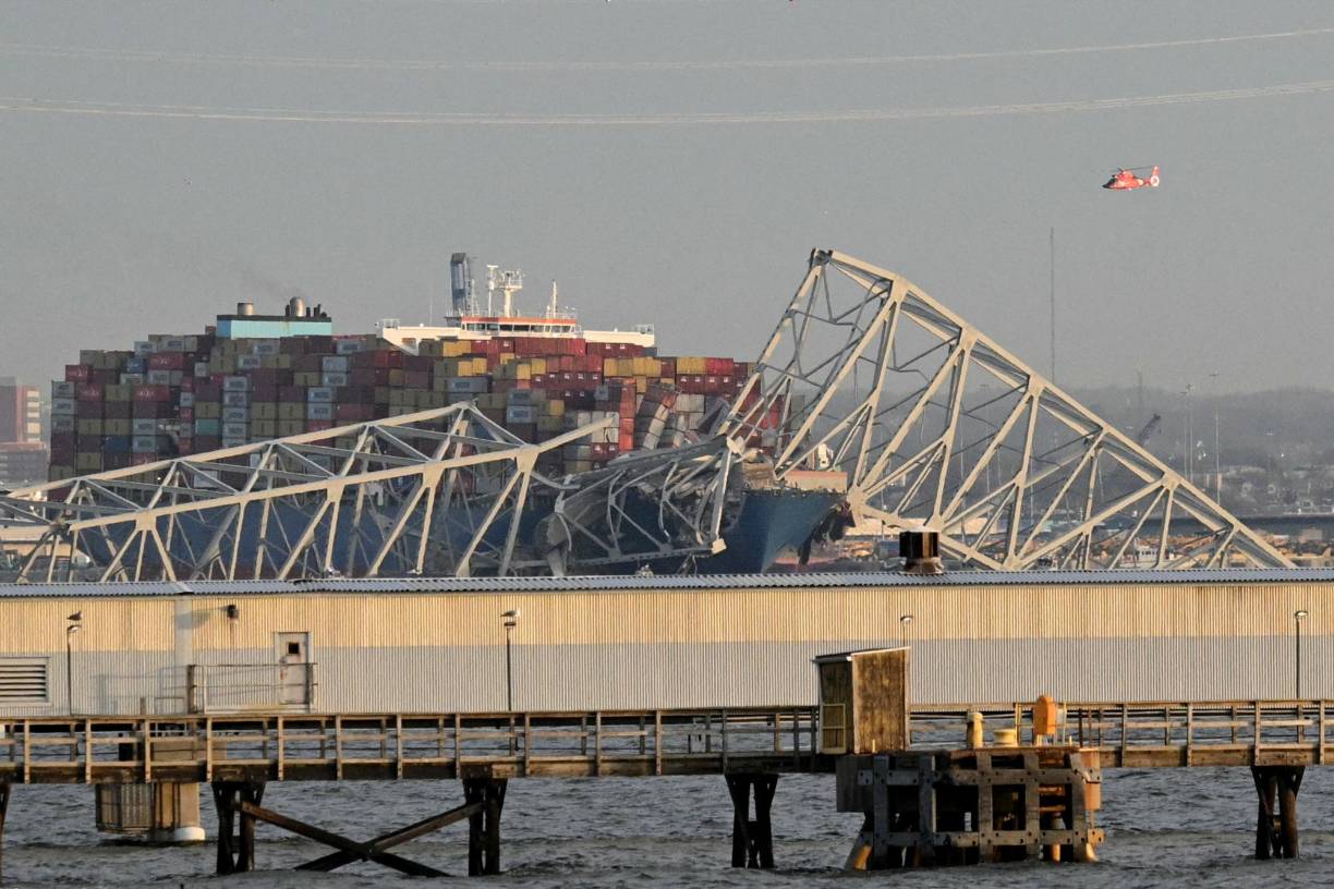 Uno de ellos es una de las dos personas que fueron rescatadas con vida tras el suceso, mientras que otras dos forman parte de los seis desaparecidos, que ya el martes fueron dados por muertos por los equipos de rescate, que ahora se enfocan en la recuperación de los cuerpos.