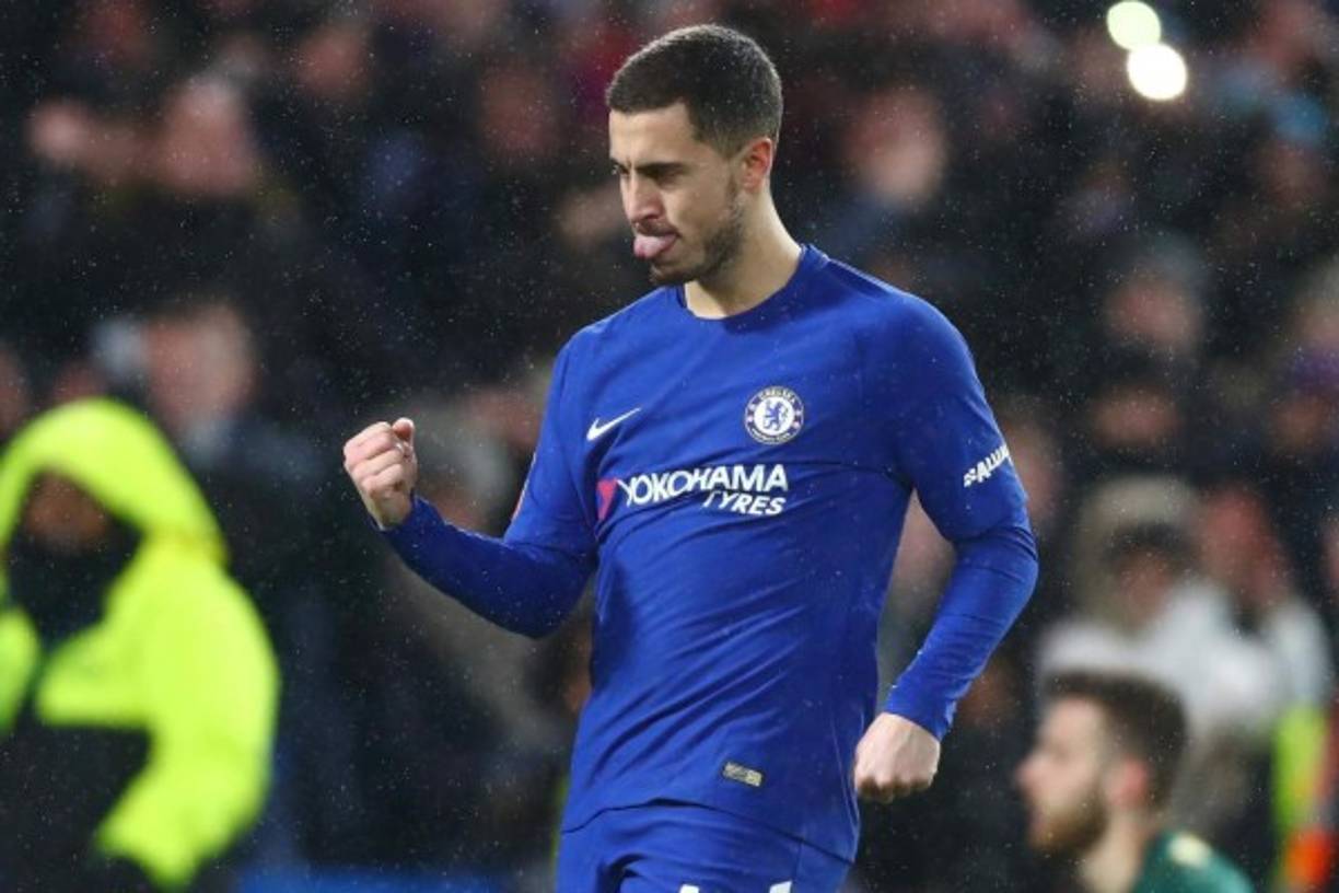 El Daily Mail señala que Eden Hazard no pierde de vista al Real Madrid tras la perdida de protagonismo de Gareth Bale, que podría suponer una salida del galés, en ese caso el jugador del Chelsea si que pondrá todo de su parte para llegar a la capital madrileña y dejar Londres. El belga es un favorito de Zidane.