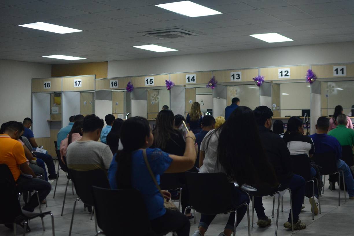 El valor del pasaporte se mantiene en 35 dólares con una vigencia de cinco años y 50 dólares por 10 años.