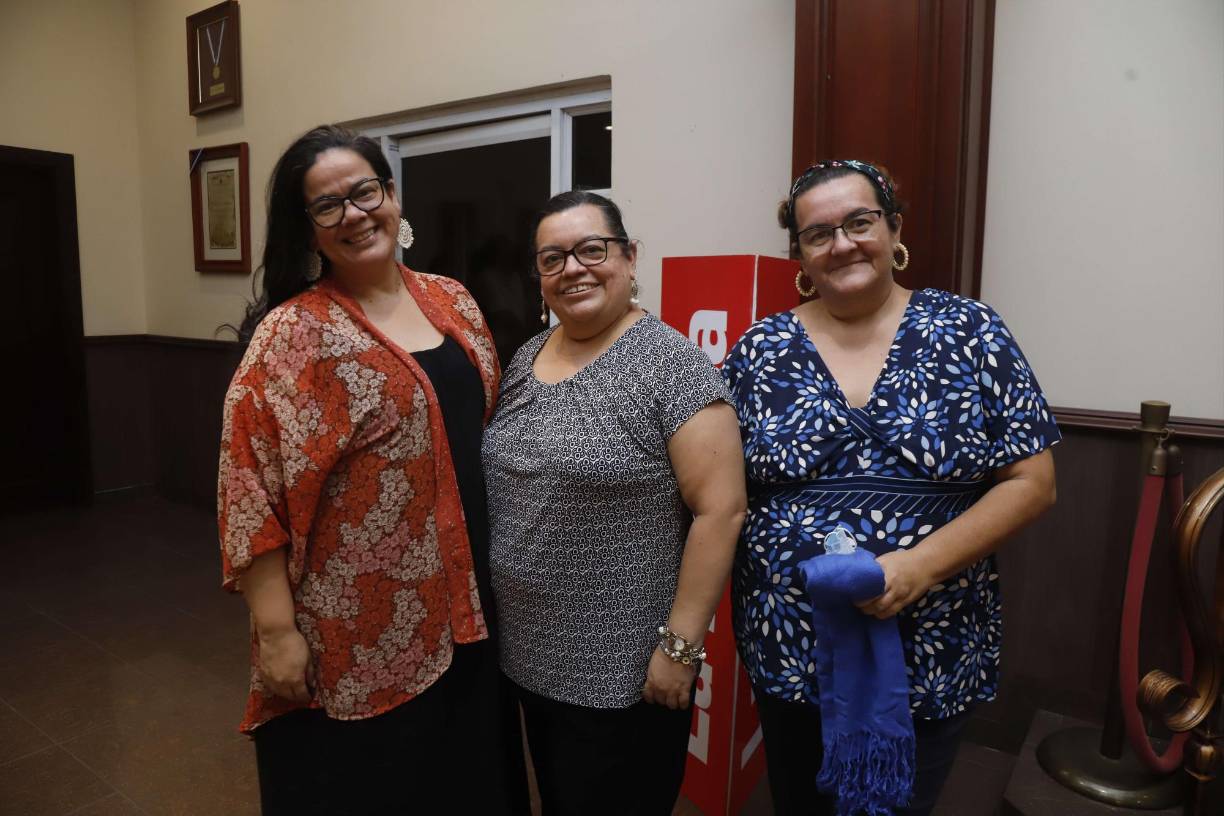 Ailin Díaz, Marly Cáceres y Lilihova Cáceres