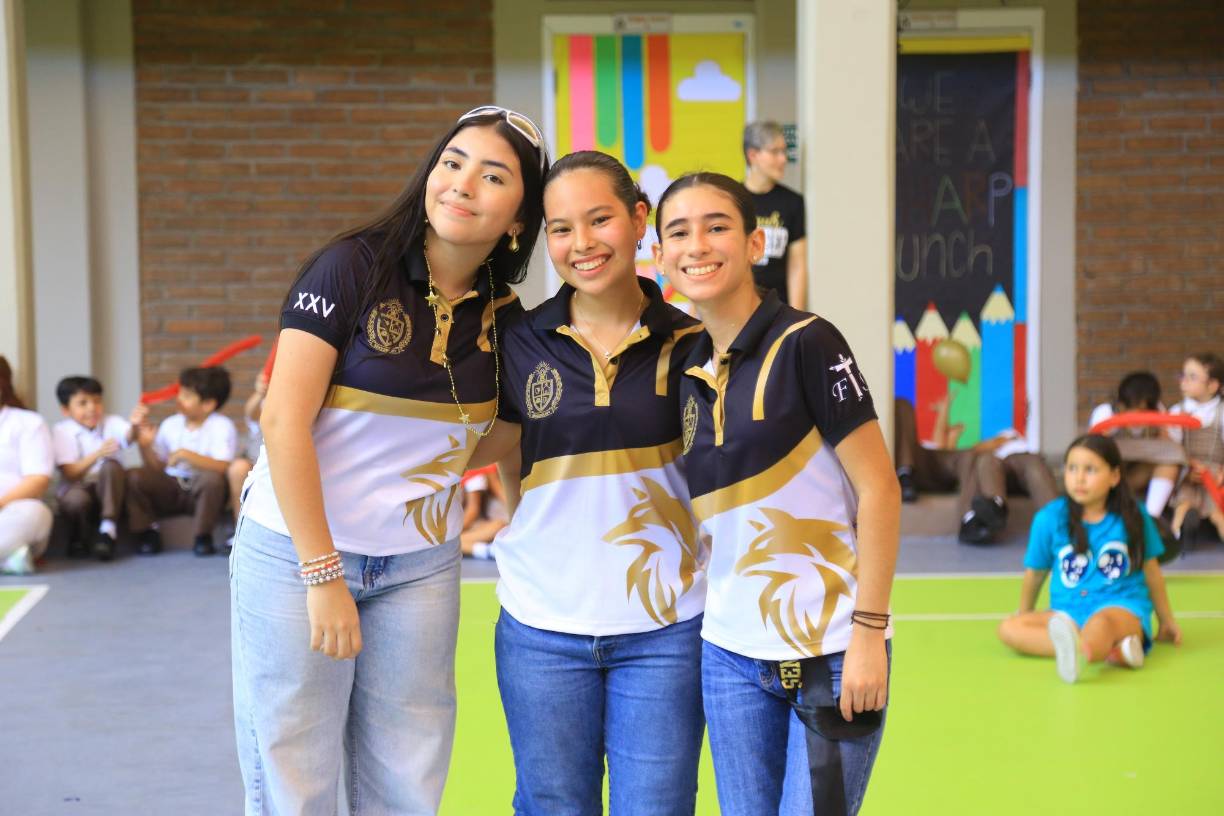 Ana Ramos, Ivana Torres y Victoria Valle