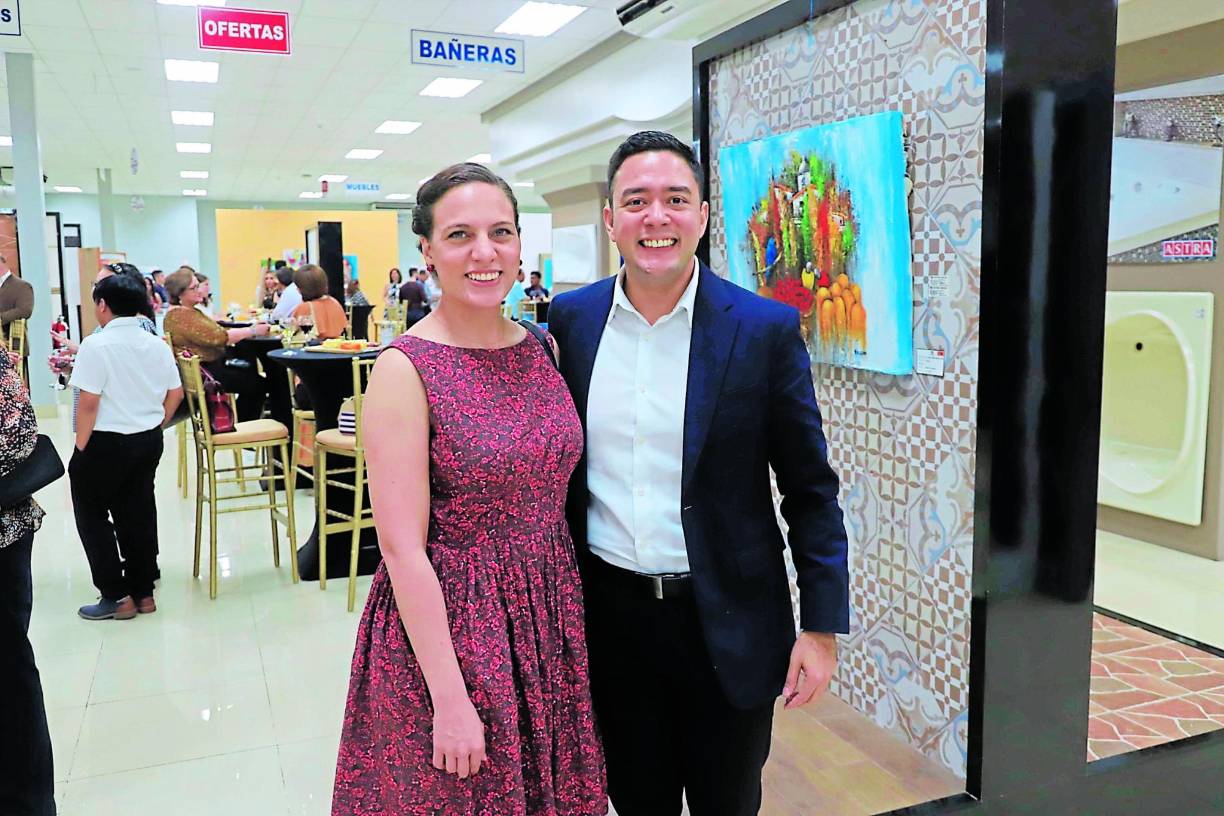 Leila Fajardo y Nimrod <br />Rodríguez