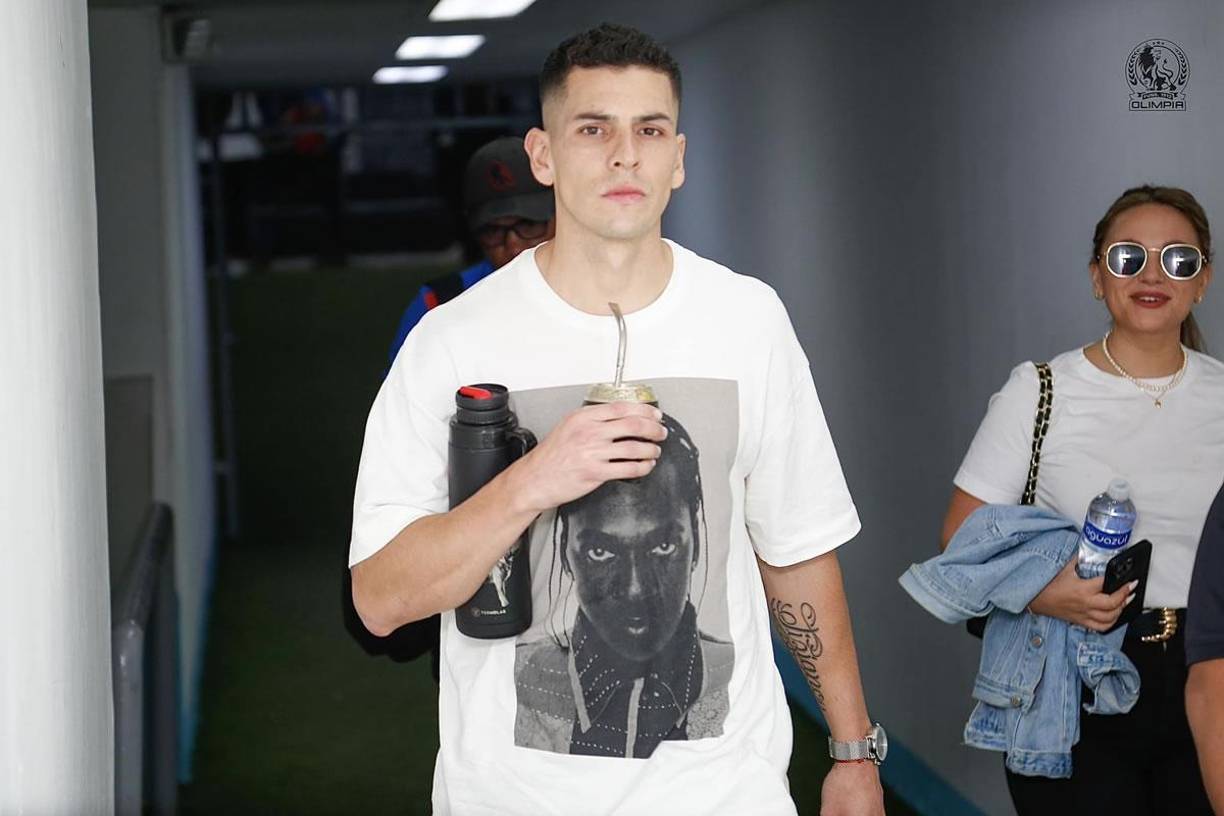 El defensor de nacionalidad argentina arribó en agosto a suelo hondureño para los merengues, pero el sudamericano no llegó solo a Honduras.