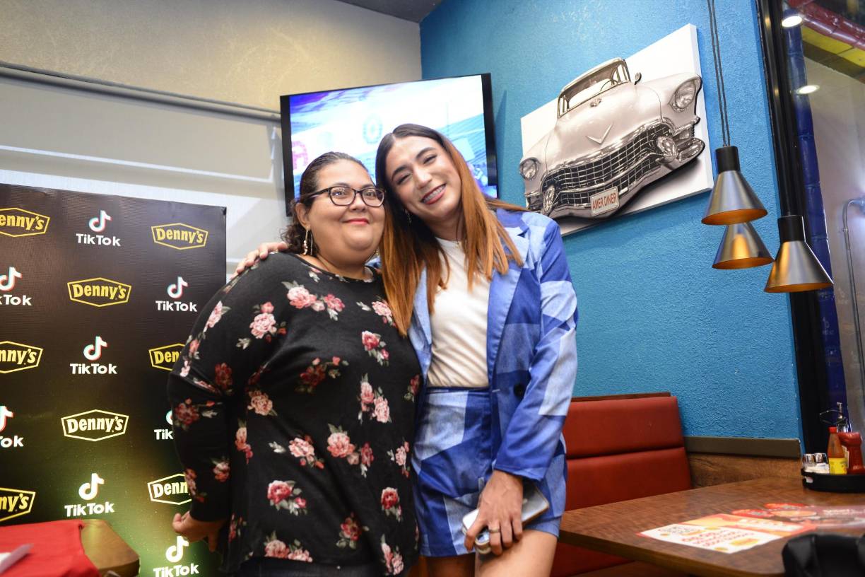 Aquí junto con la Bicha Catracha.