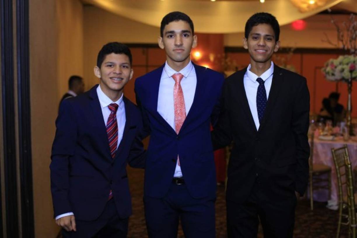 Raúl Cárdenas, Diego Espinal y César Zúniga.