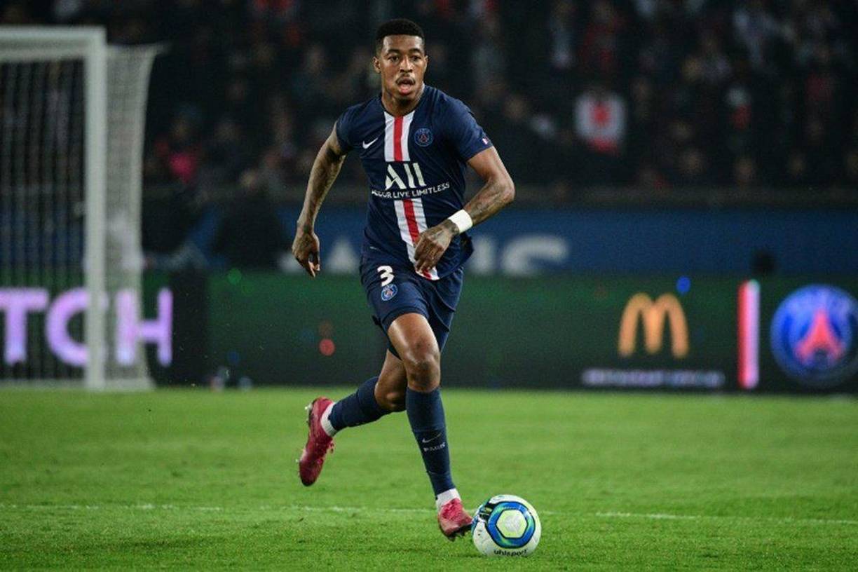 Con contrato hasta 2024, Presnel Kimpembe ya estuvo en la rampa de salida en 2022 y el PSG no descarta venderlo este verano. Ha perdido su titularidad esta campaña y podrían pedir unos 40 millones de euros por su venta.