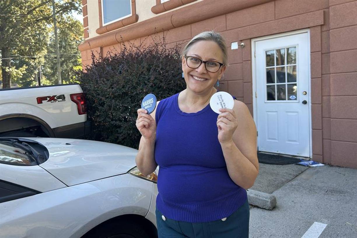 Los últimos sondeos de opinión le dan un ligero margen a Trump en Georgia, de cuatro puntos porcentuales según uno del diario The Atlanta Journal-Constitution, pero aún así el republicano invoca a sus seguidores mantenerse pendientes.