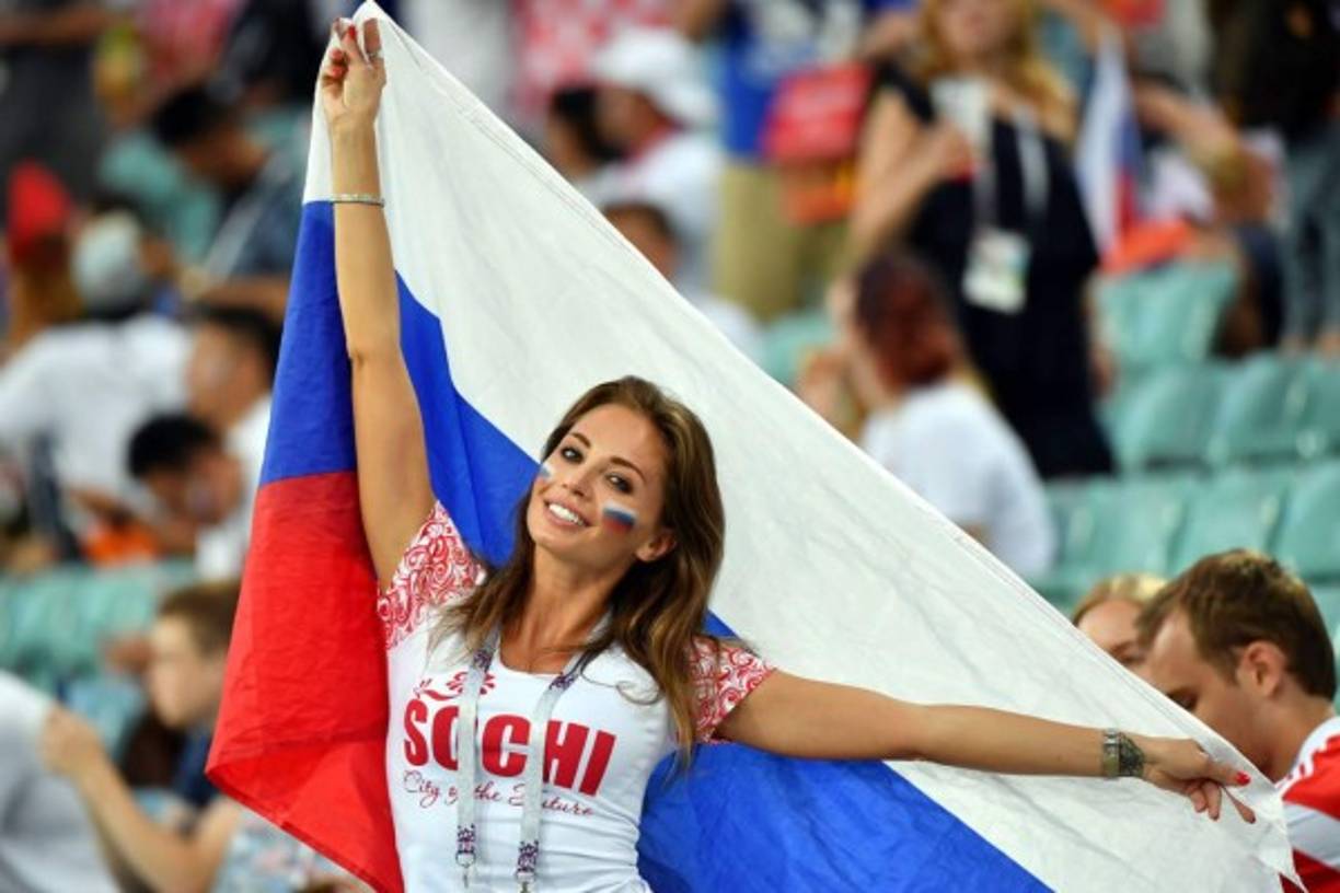Las rusas apoyando a su selección ante Croacia.