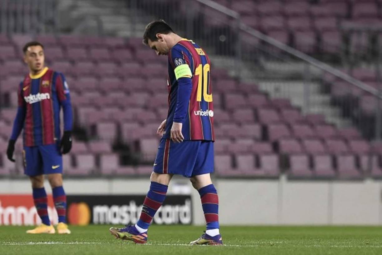Messi, cabizbajo tras un gol de la Juventus. El argentino sufrió la derrota de su equipo.