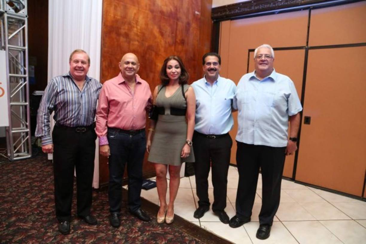 Afif Diek, Rolando y Emilia Monterroso con Jorge Panayotti y Kamal Dieck.