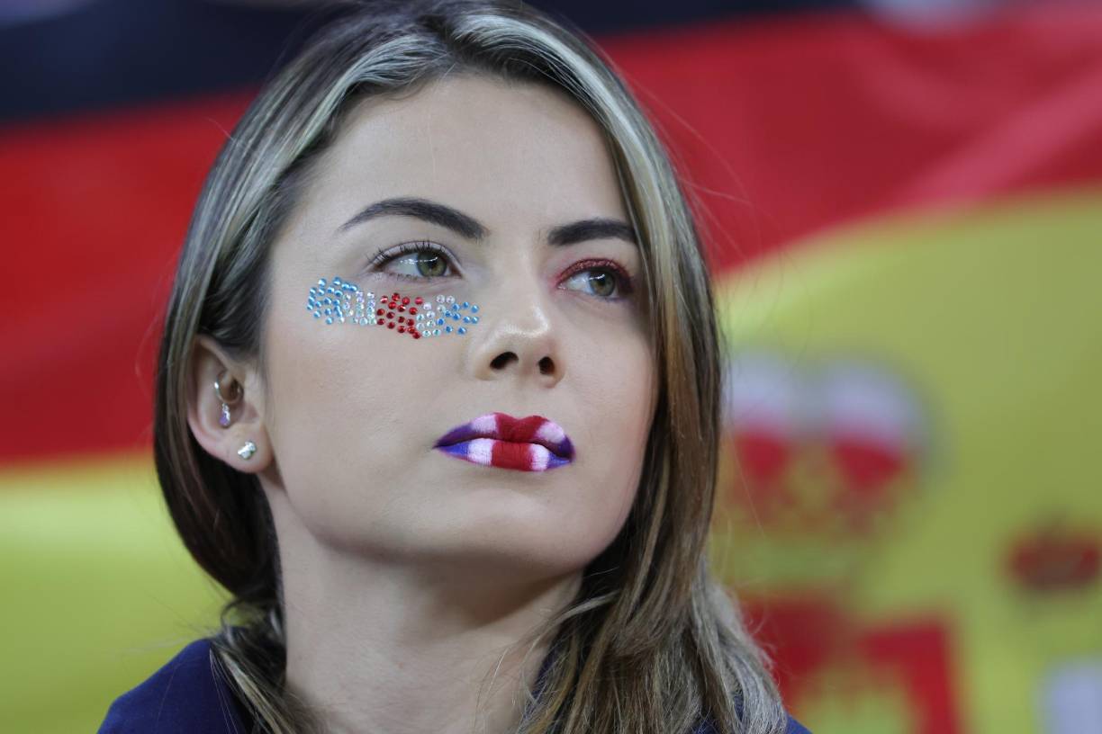 Mujeres de Costa Rica y España causan euforia en Qatar