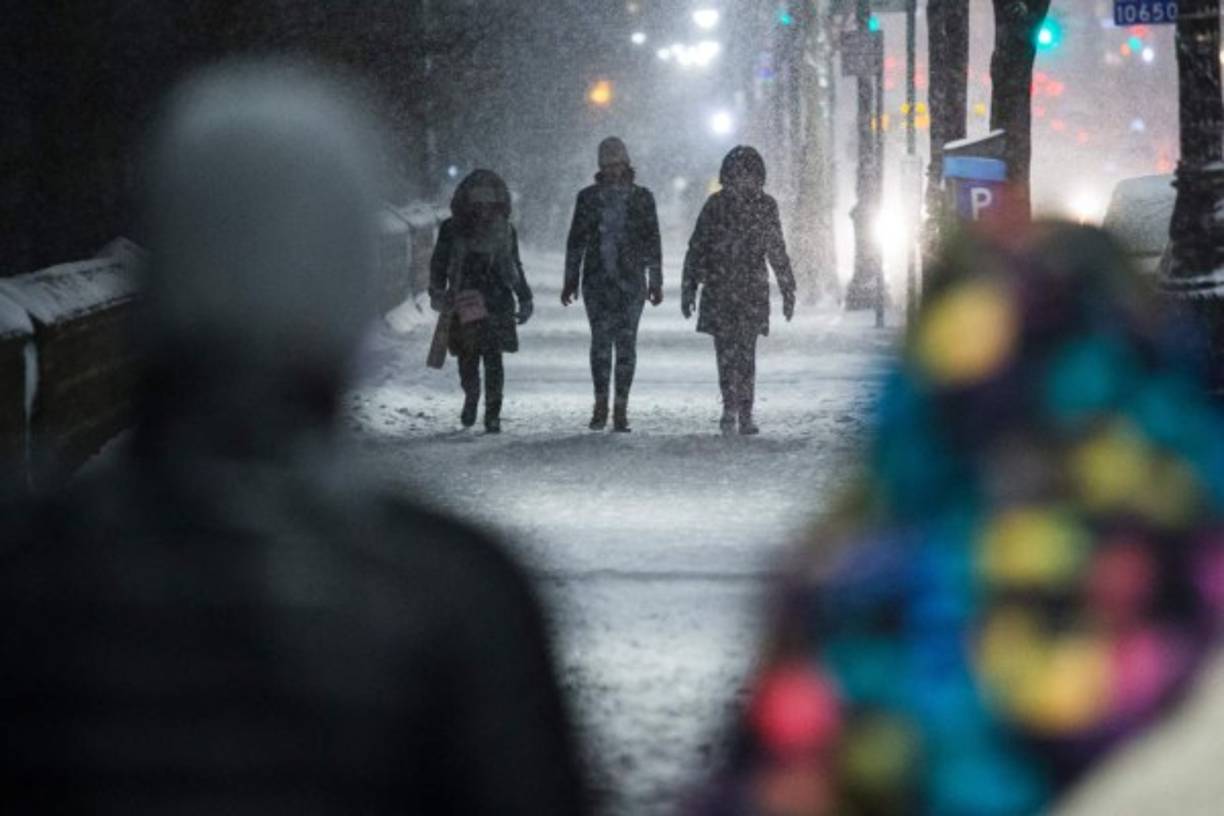 Los meteorólogos pronosticaron que las temperaturas no rebasarán el punto de congelación en gran parte de Carolina del Norte antes del martes en la tarde.