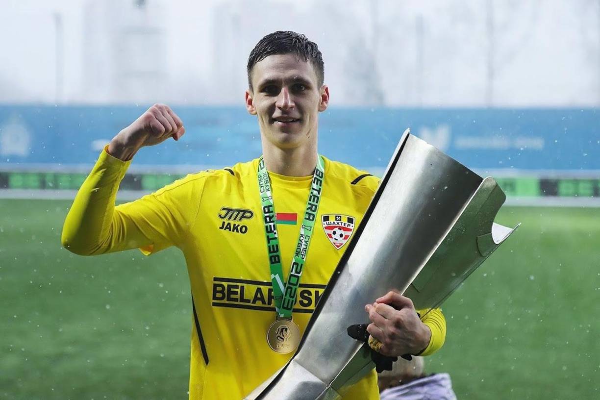 Este club también posee en sus vitrinas tres Copas de Bielorrusia que consiguieron en 2004, 2014 y la última en 2019.