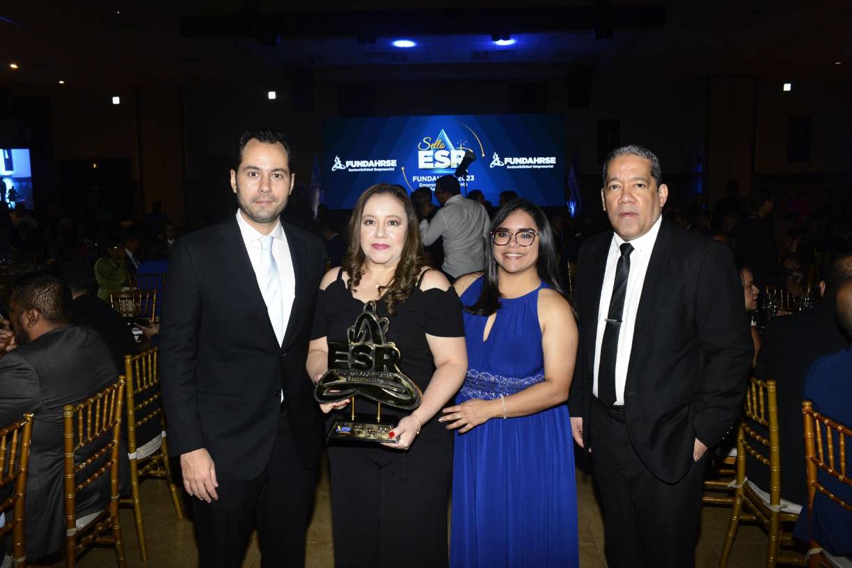 Gabriela López, Gisele Cerrato, Iris Canales y Noemy Hernández